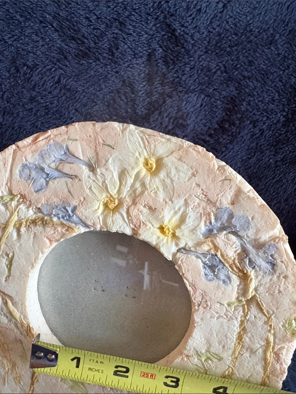 Handcrafted Cream Floral Round Home Art Frame